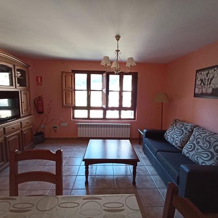Casa Felisa Lägenhet Pola de Somiedo Exteriör bild