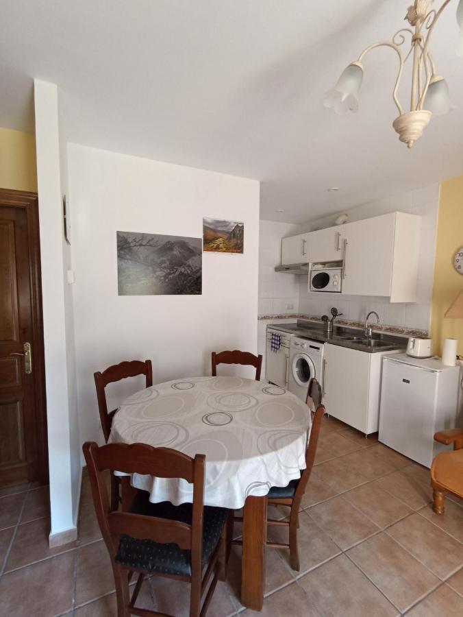 Casa Felisa Lägenhet Pola de Somiedo Exteriör bild