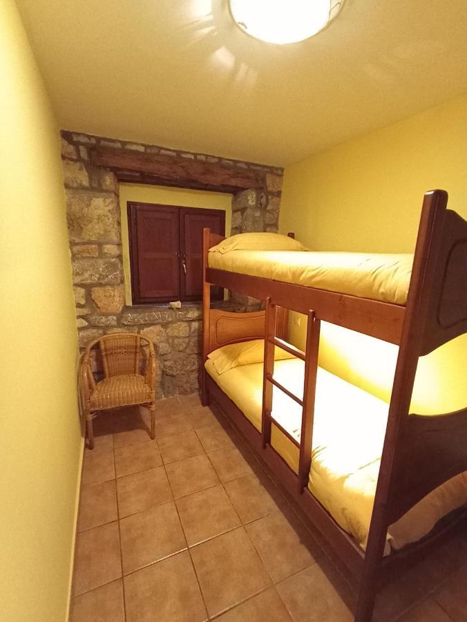 Casa Felisa Lägenhet Pola de Somiedo Exteriör bild