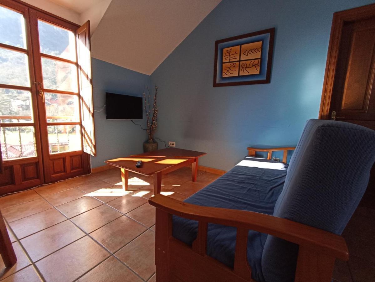 Casa Felisa Lägenhet Pola de Somiedo Exteriör bild